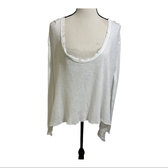 We the free ribbed hi low T-shirt white long sleeve size small viscose blend - Picture 9 of 10